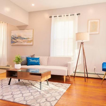 Cozy Apartment 1St 10Min Walk Downtown And City View Провидънс Екстериор снимка