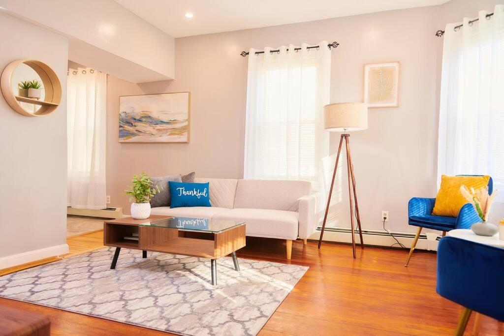 Cozy Apartment 1St 10Min Walk Downtown And City View Провидънс Екстериор снимка