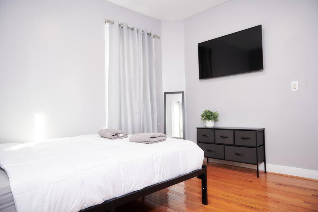 Cozy Apartment 1St 10Min Walk Downtown And City View Провидънс Екстериор снимка
